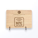 ستاند رقمي خشب بشكل مستطيل