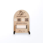 ستاند رقمي خشب مع حامل كروت